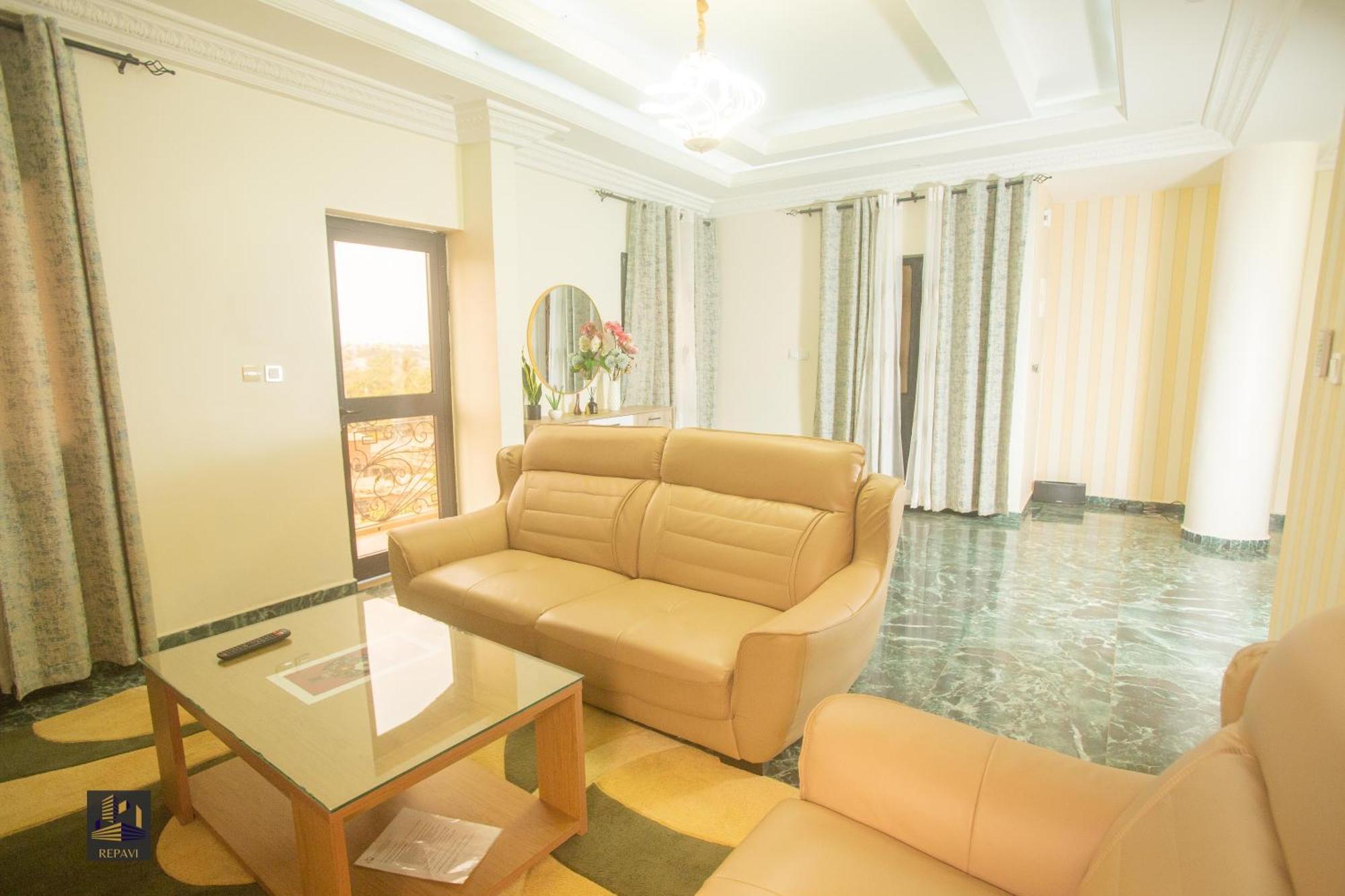 Repavi Lodge Яунде Екстер'єр фото
