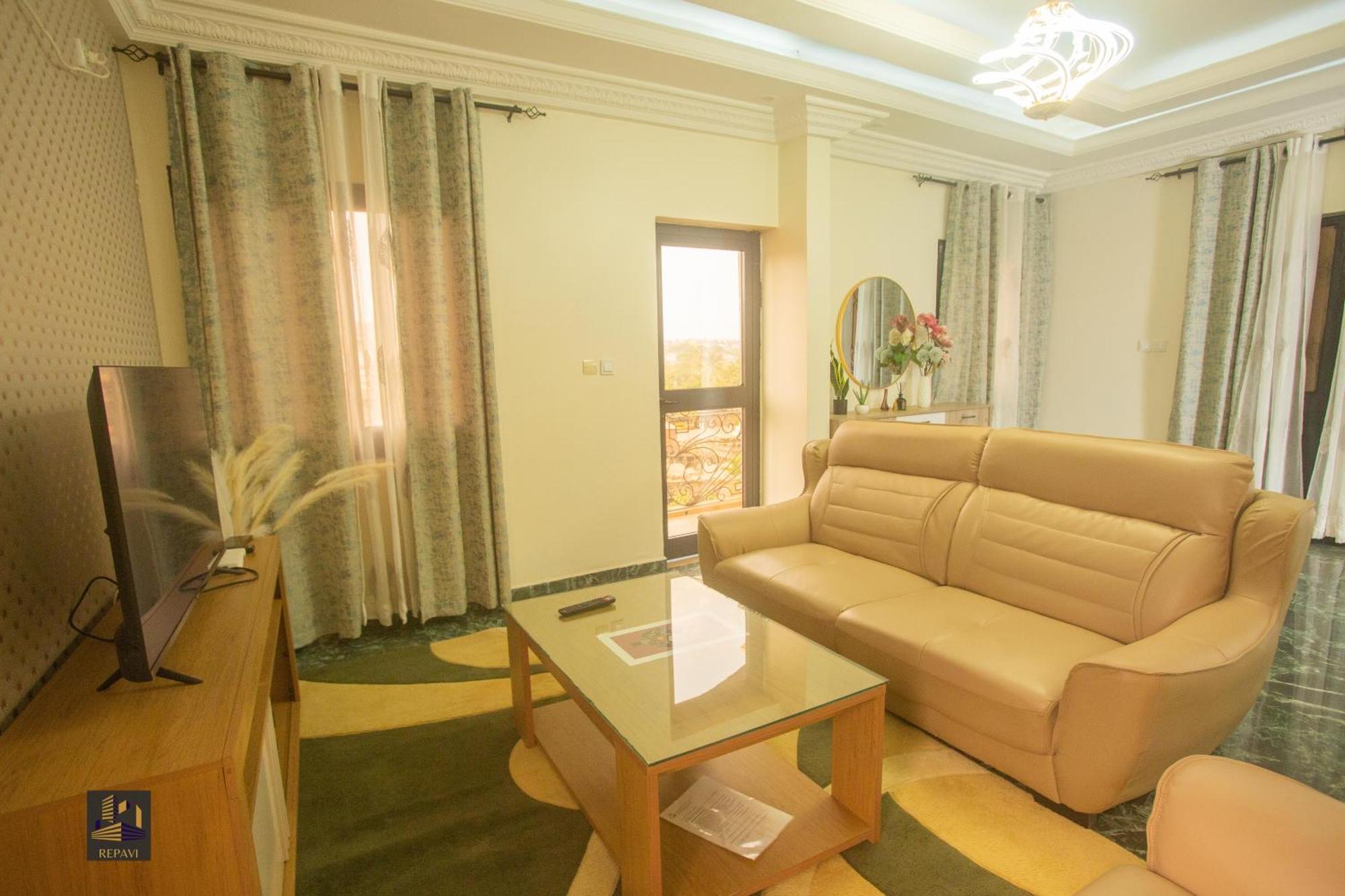 Repavi Lodge Яунде Екстер'єр фото