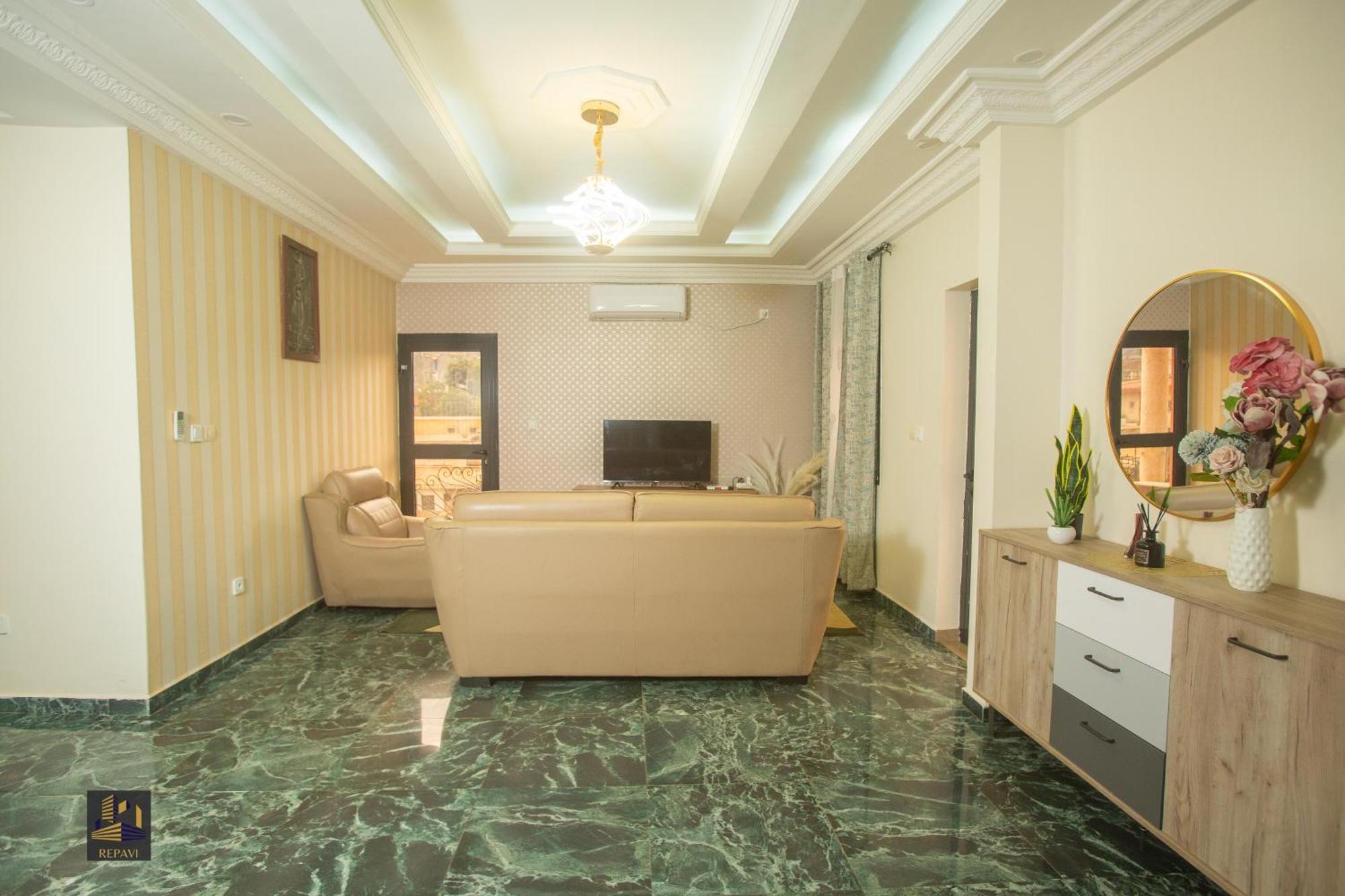 Repavi Lodge Яунде Екстер'єр фото