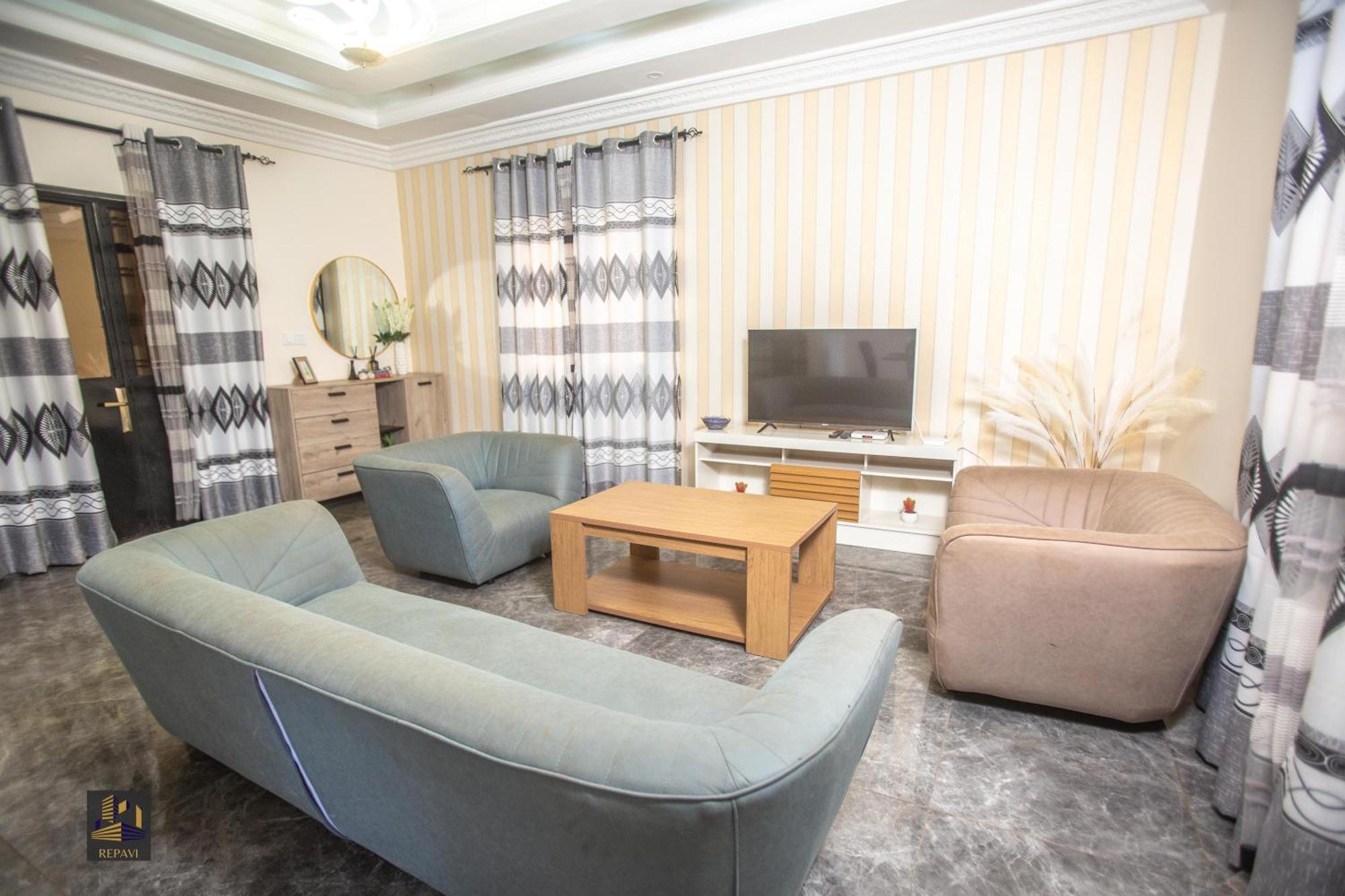 Repavi Lodge Яунде Екстер'єр фото
